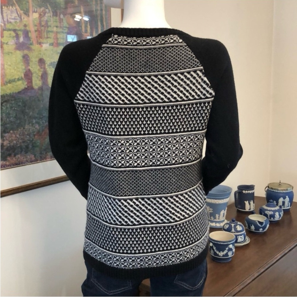 Talbots Black and White Patterned Sweater. Lambswool Blend. Raglan Sleeve. Nwot - Picture 3 of 7